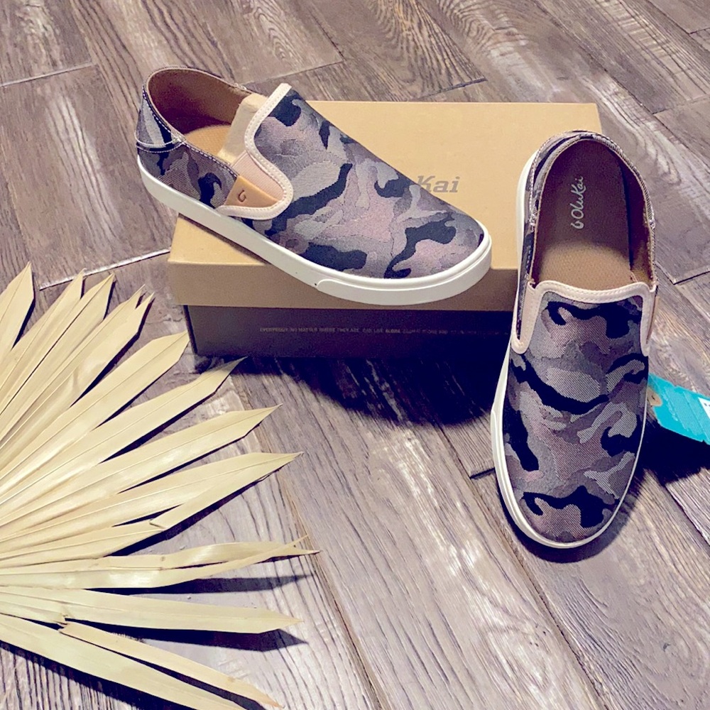 NWT Olukai Pehuea Pa’i slip on shoe size 8